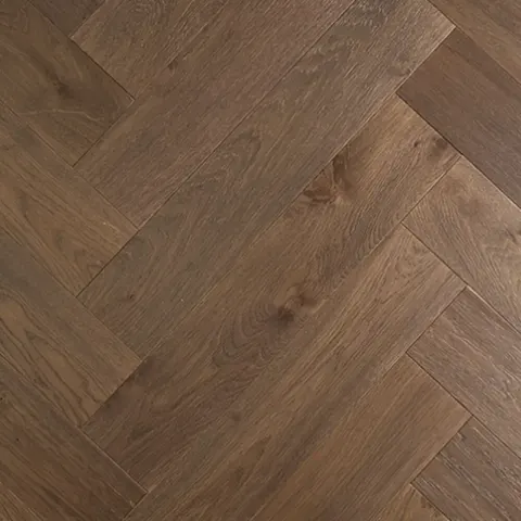 001T21688VN-H European Oak hardwood swatch